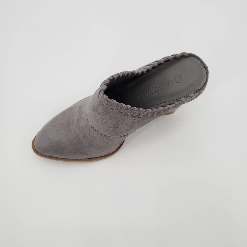 Pointy Toe Stitched Border Chunky Heel Mule - Picture 10 of 10